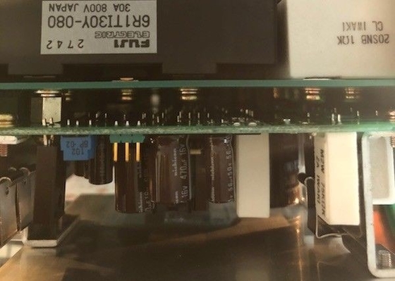 YASKAWA CACR-SR44BY1SD-P Servopack Servo Serie D, Todo Digital, 4.4kW, 200VAC