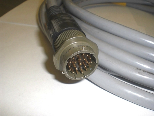 CFEF-25 EMERSON Técnicas de control Servocables Extensión de retroalimentación del motor flexible