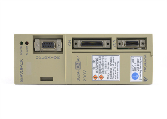 Yaskawa SGDA-A3AP AC SERVO AMPLIFICADOR 200-230V 1.3/0.42A 30W Control de posición (entrada digital)