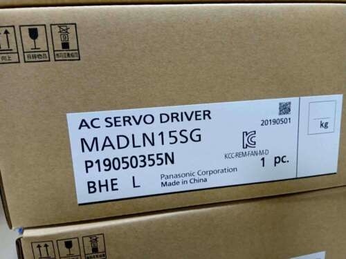 Servoaccionamientos industriales Panasonic MADLN15SG Salida/Entrada: 200W/200V