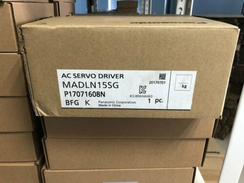 Servoaccionamientos industriales Panasonic MADLN15SG Salida/Entrada: 200W/200V