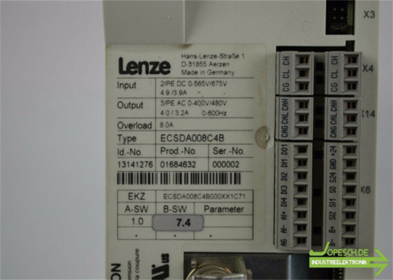 Lenze ECSDA008C4B SERVO AXIS MODULE PUSH A TRAVÉS DE LA VARIANTE 0 AMP