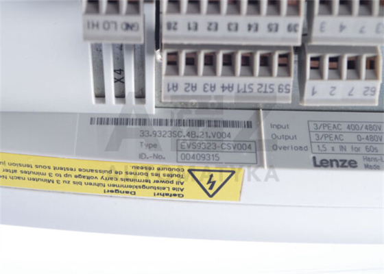 Lenze EVS9324-CSV004 SERVO CONTROLADOR SERIE 9300 400/480 VAC 3.0 KW (4 HP)