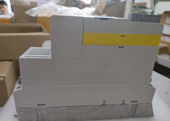 INSTALACIÓN STATELINE DE LA SERIE 8400 1,5 KW (2,0 HP) 400/500 VCA 3/PE ENTORNO RUDO CONDICIONES AMBIENTALES E84AVSCE1524VB0