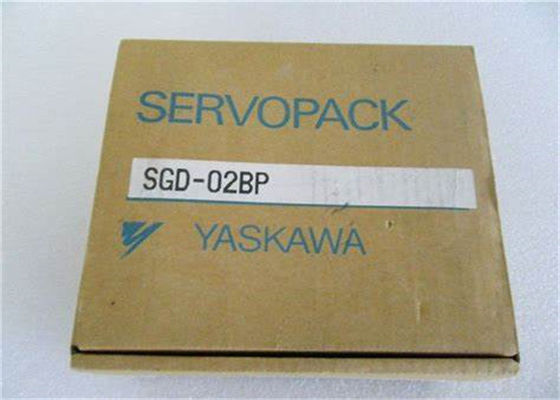 Japón Yaskawa SGD-02BP Servo Drives 100-115V Nuevo en la caja original