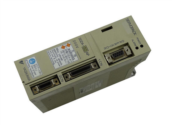 Japón Yaskawa SGD-02BP Servo Drives 100-115V Nuevo en la caja original