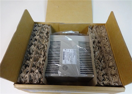 Servo motor industrial de 30W Yaskawa eléctrico SGD-A3AN original nuevo