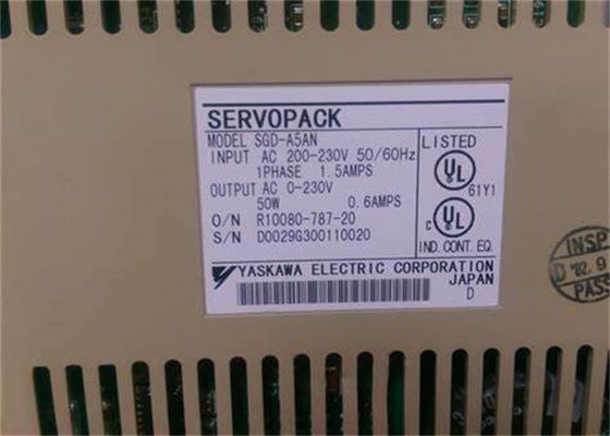 SGD-A5AN Yaskawa 230V Ac Servo Drives Nuevo en su caja original