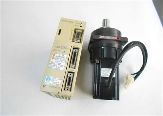 Yaskawa SGDA-02ASP AC Servo Amplificador 230V Nuevo en la caja original
