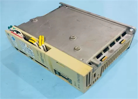 Yaskawa SGDA-02ASP AC Servo Amplificador 230V Nuevo en la caja original