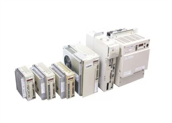 Yaskawa Nuevo Sgdm-04ac-Sd2b Ac Servo Drives 200w En la caja original