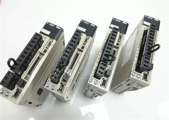 SGDV-7R6A05A Yasakwa Servo amplificador de CA nuevo 1kw en original