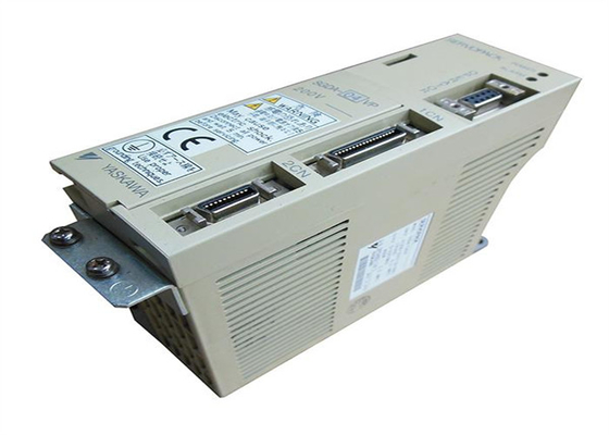 SGDA-04VP Yaskawa Nuevo motor de servo industrial caja original