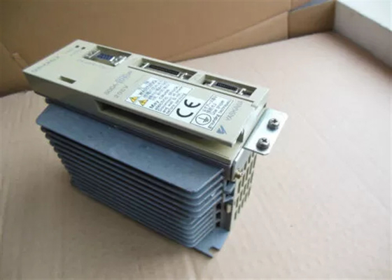 SGDA-04VP Yaskawa Nuevo motor de servo industrial caja original