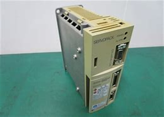 Caja original de nueva marca Yaskawa SGDA-A5AP Servo accionamiento industrial