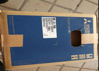 El servo industrial de MR-J3-700B 50/60HZ conduce 10.5AMP 200-230V con garantía de 2 años