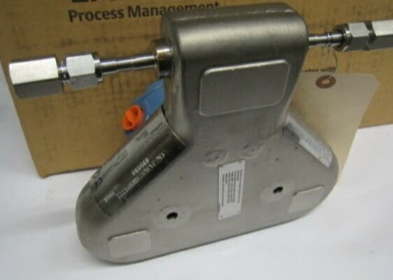 CMF010M323NWBUEZZZ  Sensor de flujo másico EMERSON