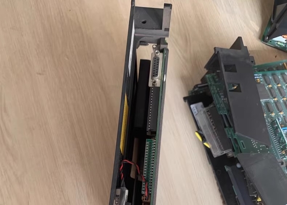 GE Fanuc IC697CPM790 Rendimiento del sistema de control PLC Triple redundancia modular