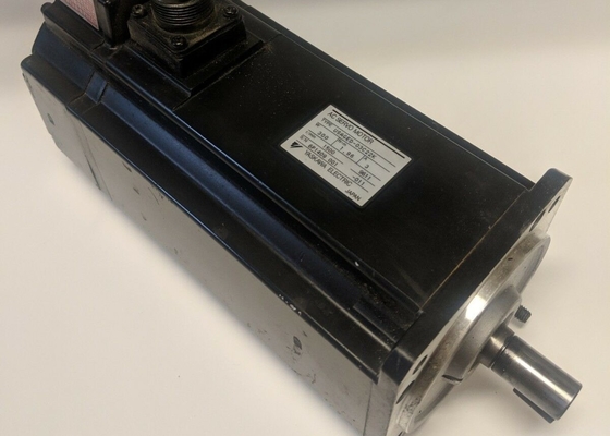 YASKAWA USAGED-03C22K Servo motor de CA 300 W 8192 PPR codificador incremental