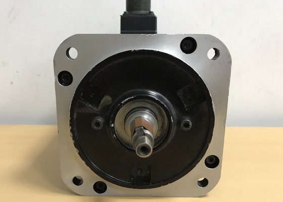 YASKAWA USAGED-03C22K Servo motor de CA 300 W 8192 PPR codificador incremental