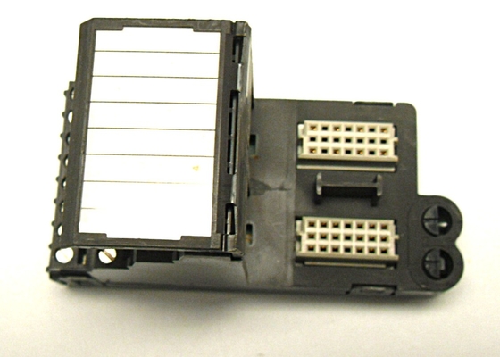 EMERSON KJ4001X1-CJ1 32 canales bloque de terminales 30 VDC 1 mm Pico 150 Hz