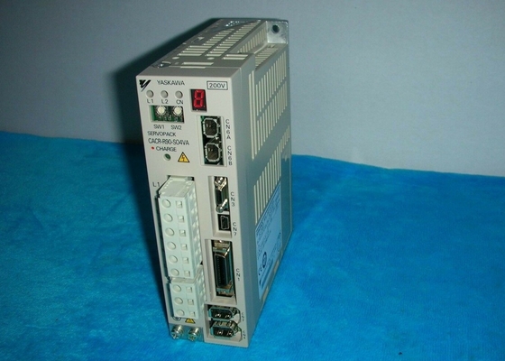Regulador programable de la lógica del PLC de la impulsión serva 200-230V 100W de CACR-R90-S04VA YASKAWA