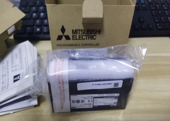AJ65SBT2B-64AD Módulo de suministro de energía redundante de modelo universal Mitsubishi