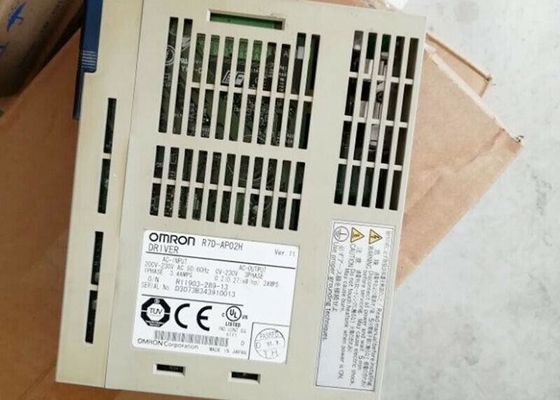 El conductor servo 2A 200V de Omron R7D-AP02H carga todo el método servo de Digitaces PWM basado en IGBT