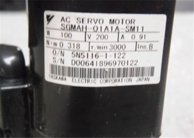 Motor servo industrial servo 200V SGMAH-01A1A-SM11 del motor 100W 0.91A de Yaskawa