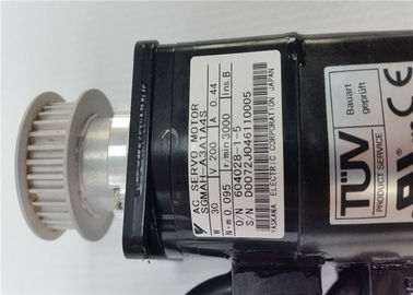 Motor servo industrial los 0.095N.m 30W SGMAH-A3A1A4S del MOTOR SERVO de la CA de Yaskawa 0.44A