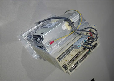 New Condition YASKAWA Servo Driver , AC Servo Motor Drive SGDH-15DE-OY Output 0-480V