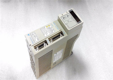 Yaskawa 100W  Input 2.5 AMPS Servopack  Industrial   Drive 50/60hz SGDE-01AP