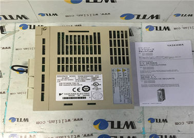 Yaskawa AC Industrial Servo Motor SGDM-02ADAY402 200W 200Volt  3000RPM