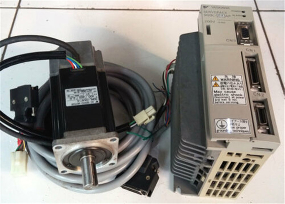 Yaskawa New and Original SERVO MOTOR  200V 2.6A 1.27Nm 3000RPM 400W   SGML-04AF14
