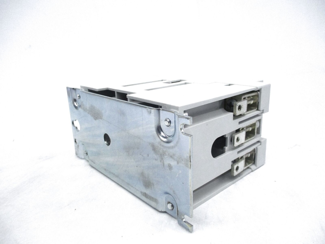 W200M4CFC  ARRANCADOR NO REVERSIBLE WESTINGHOUSE Advantage 3 Polos 600V 50/60 Hz 120 Voltios