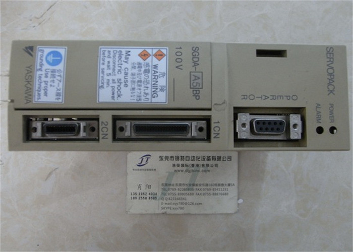 Yaskawa SGDA-A5BP Nuevo Servo Amplificador CA 115V Nuevo en la caja