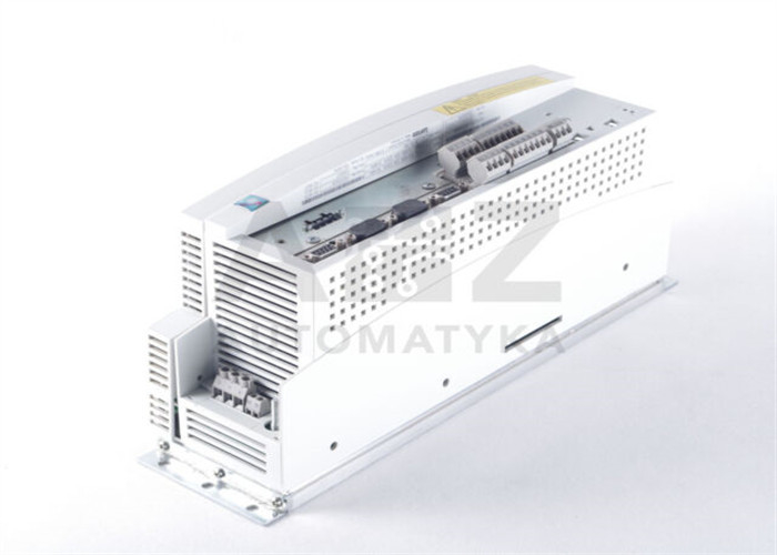 Lenze EVS9324-CSV004 SERVO CONTROLADOR SERIE 9300 400/480 VAC 3.0 KW (4 HP)