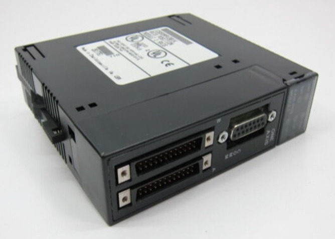GE FANUC IC693APU301 Módulo de eje único de 25 pines servo de 24 pines de alta densidad tipo D de 25 pines