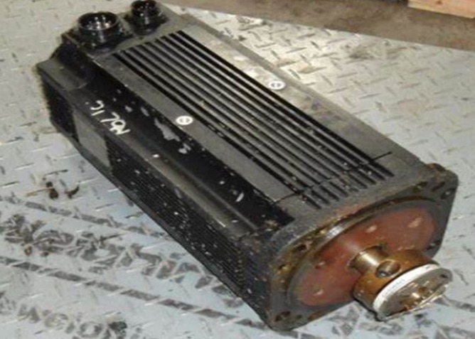 AB 1326AB-B720E-21-K7L Servomotor CA equipado con un freno de retención de CC