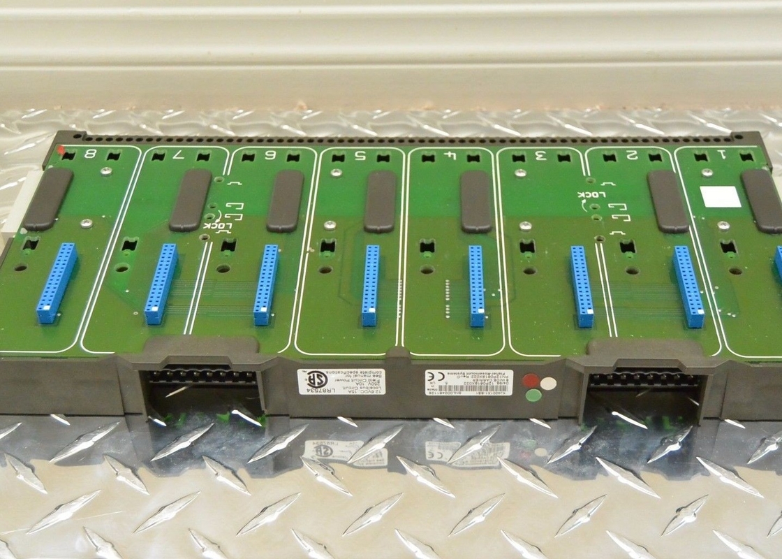 EMERSON de KJ4001X1-BE1  PORTADORA DE E/S CON BLINDAJE 8 ANCHOS 8-6.5 AMP 12.6-30 VCC 5