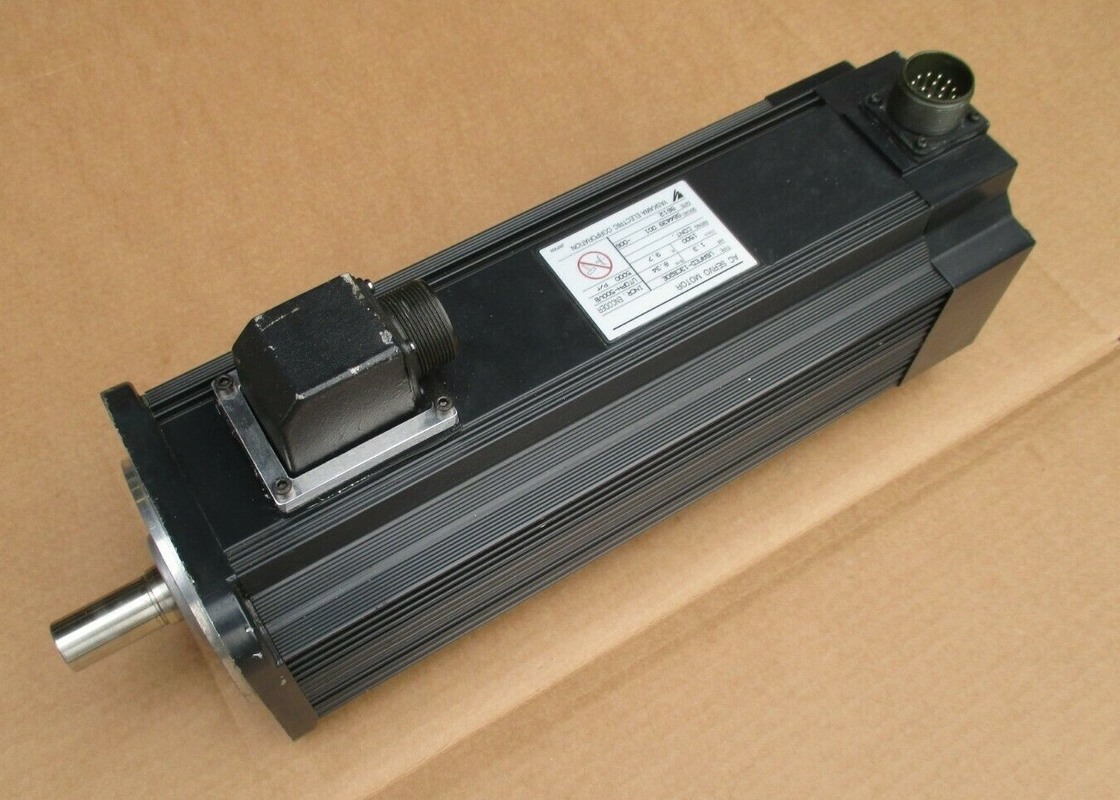 USAFED-13CB20E 1.3kw 8.34N/m 1500 t/min 9.7A Nuevo original 3 -5 días laborables Entrega