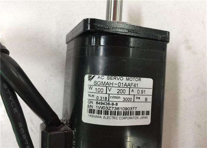 Motor servo eléctrico industrial 200v 3000RPM SGMAH-01AAF41 de la CA 100w de Yaskawa del motor servo